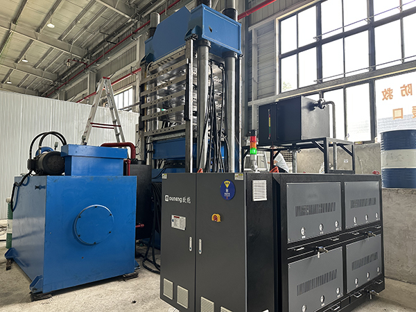 EVA發(fā)泡模溫機(jī)