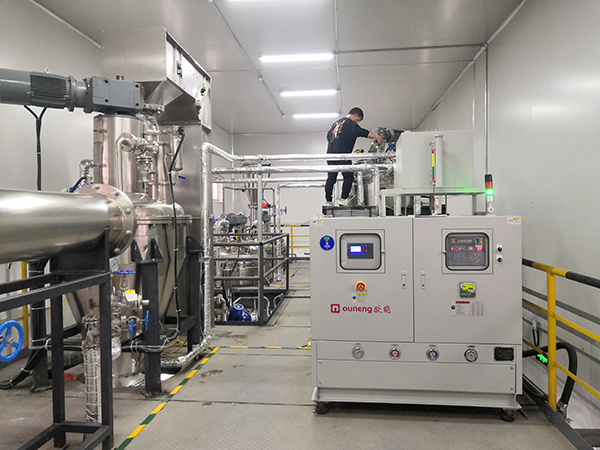 實(shí)驗(yàn)室模溫機(jī)